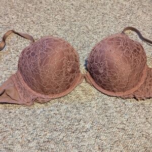Victoria's Secret Pink Lace Underwire Bra